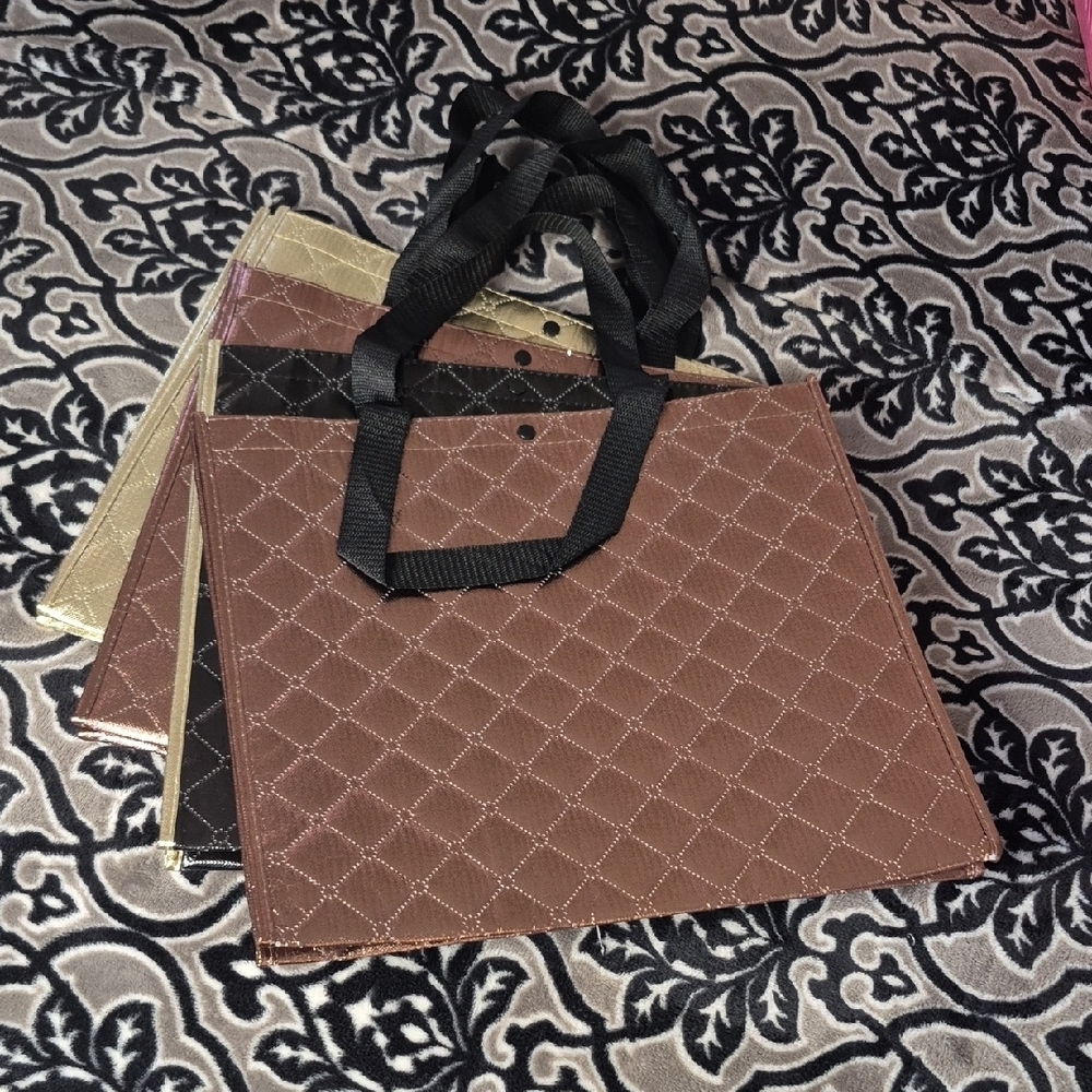 Elegant Quilted Tote Bags (A17)